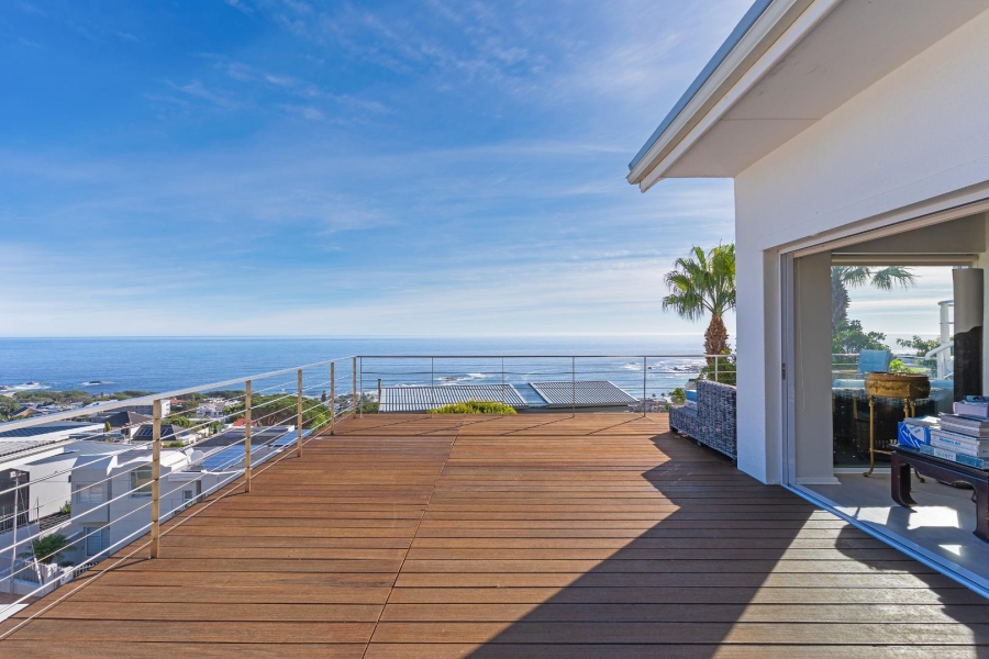 5 Bedroom Property for Sale in Camps Bay Western Cape